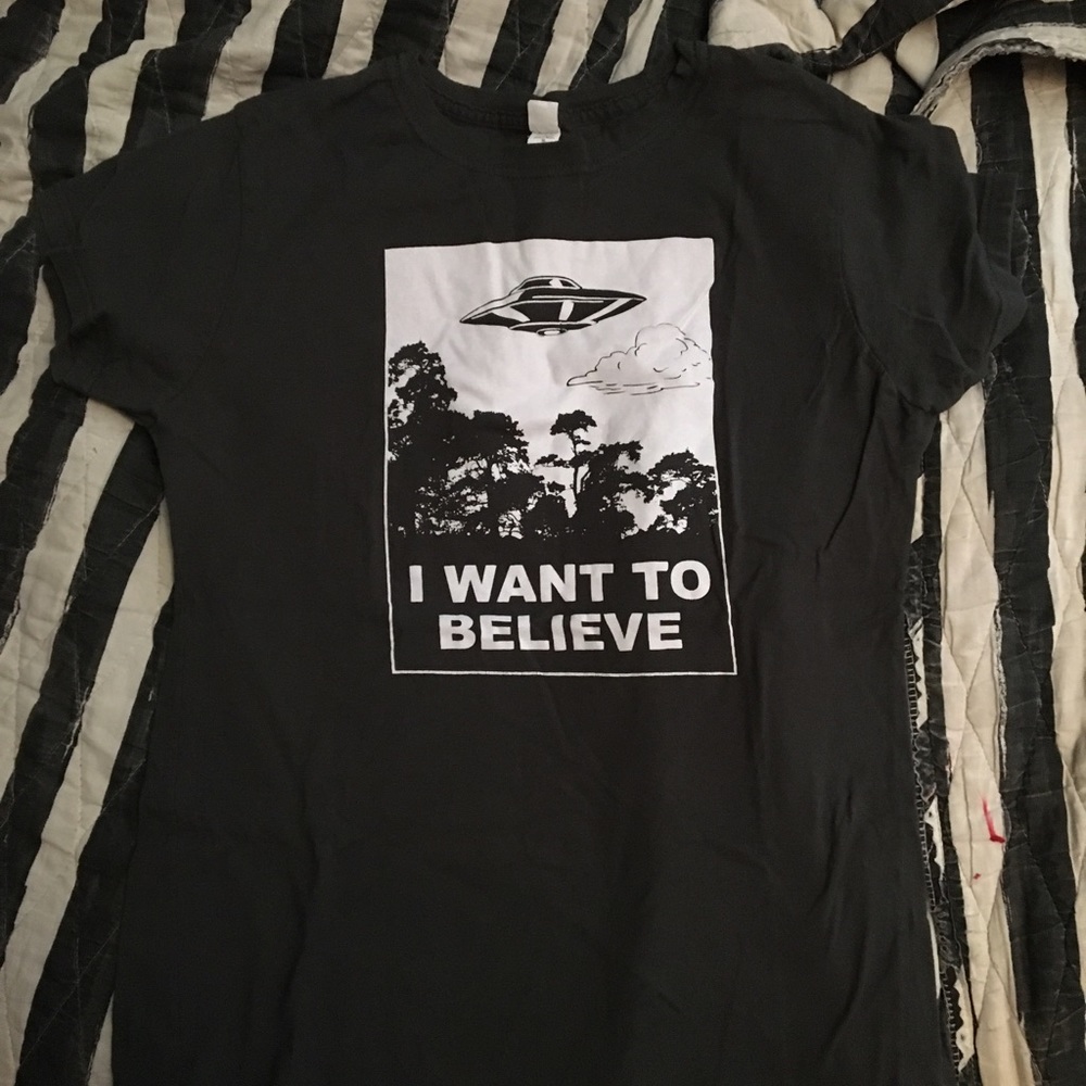 Dark Grey X-Files Graphic Tee